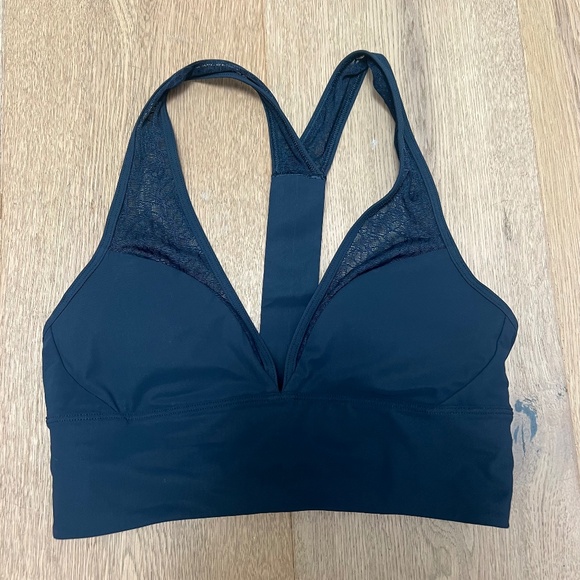 Lululemon sports bra 4 - Picture 1 of 2